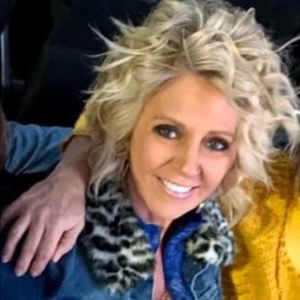 Meet your Posher, Lori